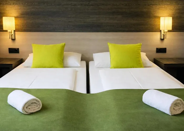 Отель Arion Cityhotel 4*