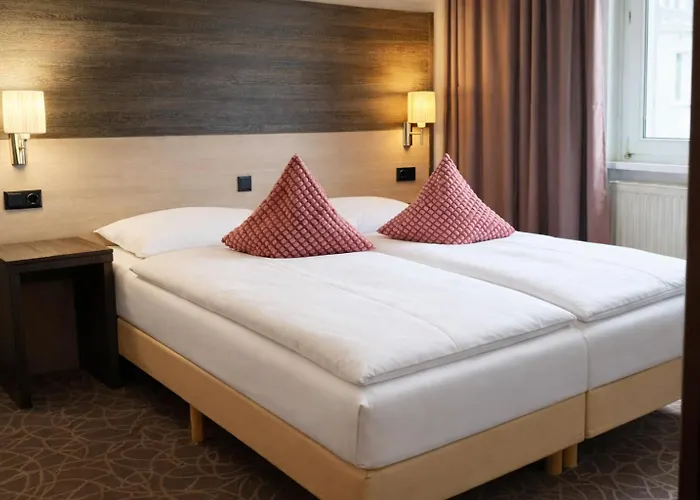 Arion Cityhotel ホテル 4*